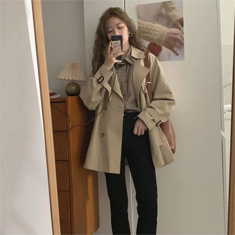 Korean version of the draped temperament trench coat