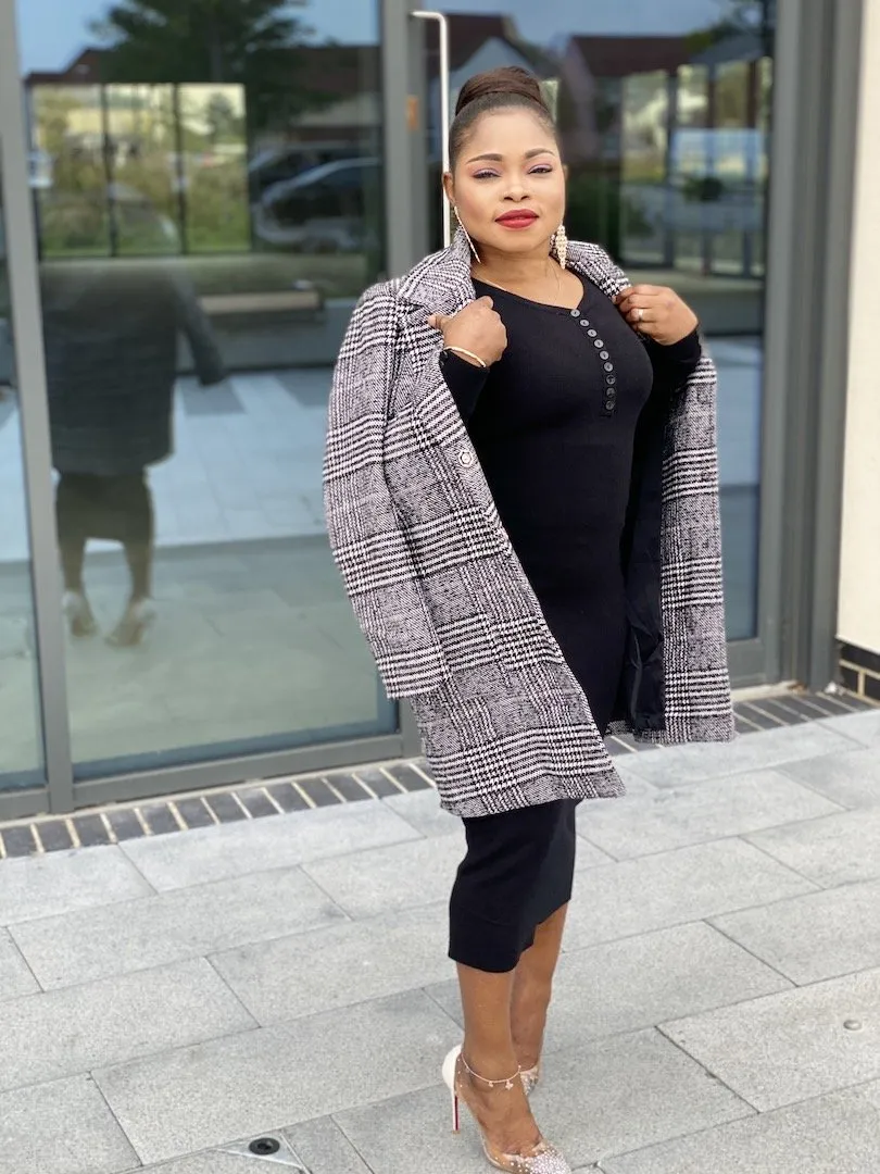 Monochrome Suit Jacket With Pockets