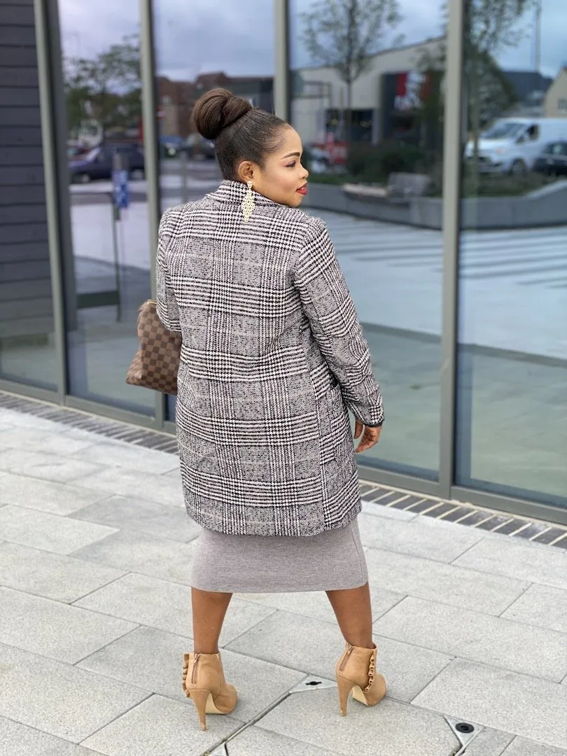 Monochrome Suit Jacket With Pockets