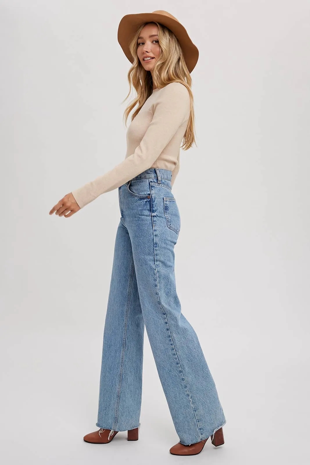 SEMI SHEER SWEETHEART NECK TOP: IVORY